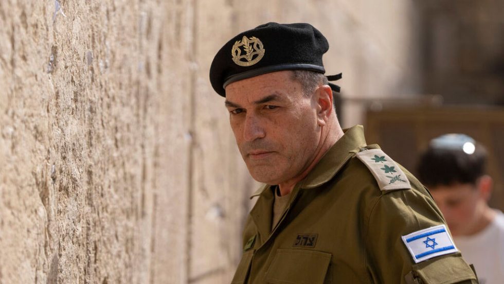 arxigos stratou israel egial zamir